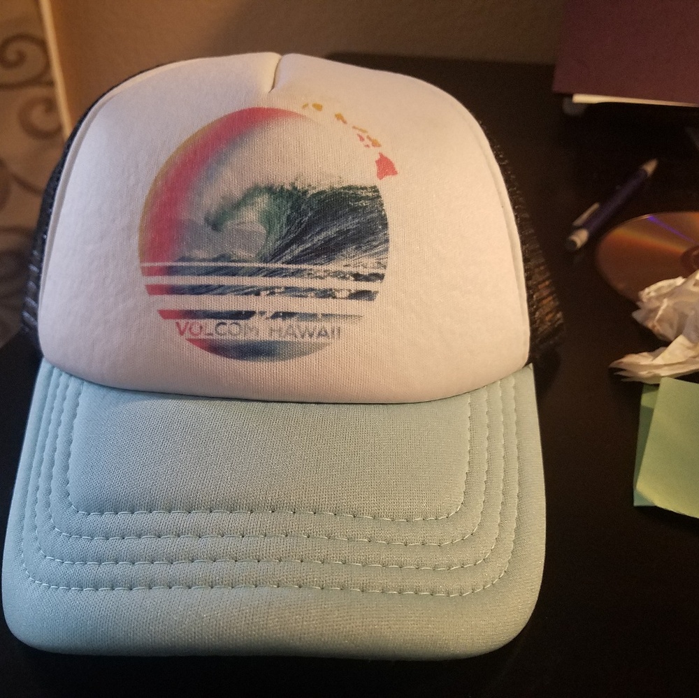 Volcom snapback Hawaii cap new